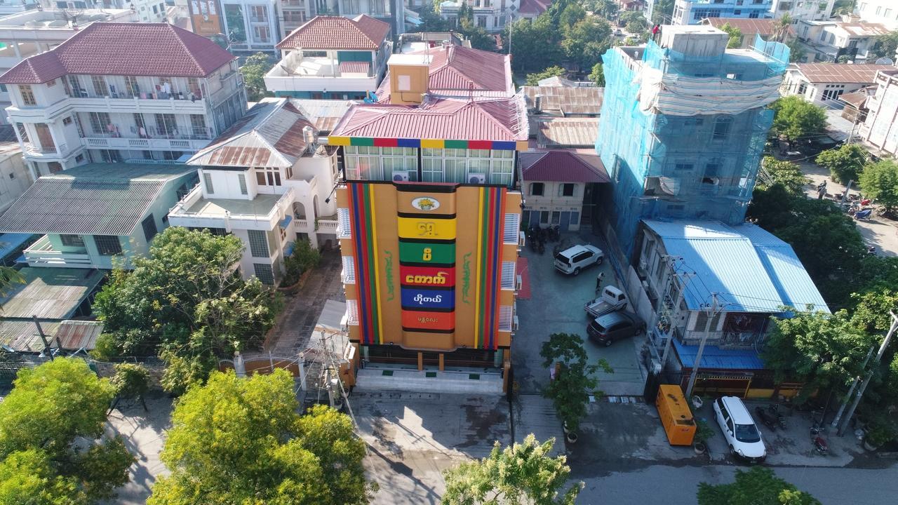 Golden Gum-Kino Hotel Μανταλέι Εξωτερικό φωτογραφία
