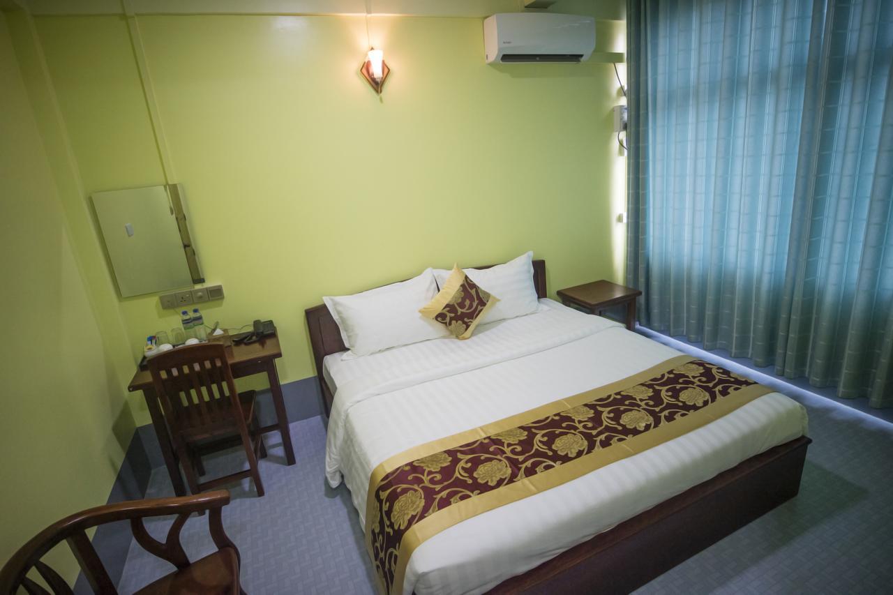 Golden Gum-Kino Hotel Μανταλέι Εξωτερικό φωτογραφία
