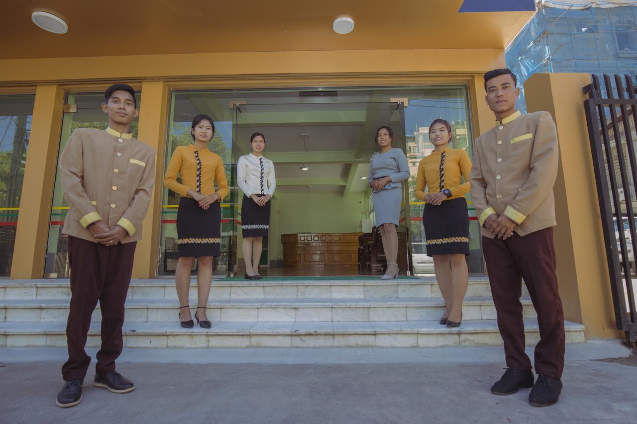 Golden Gum-Kino Hotel Μανταλέι Εξωτερικό φωτογραφία